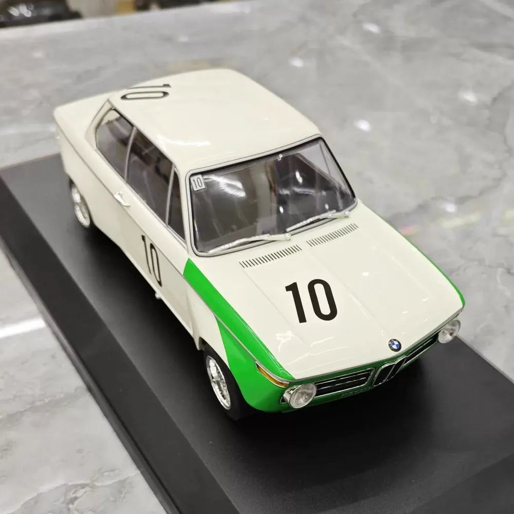 [Minichamps] 1:18 BMW 1968 2002 TiK No.10 Model Car Resin