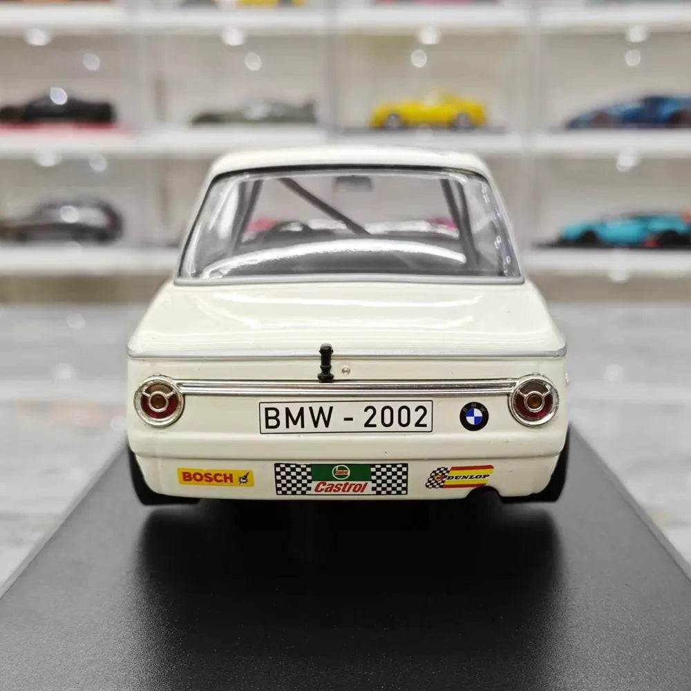 [Minichamps] 1:18 BMW 1968 2002 TiK No.10 Model Car Resin