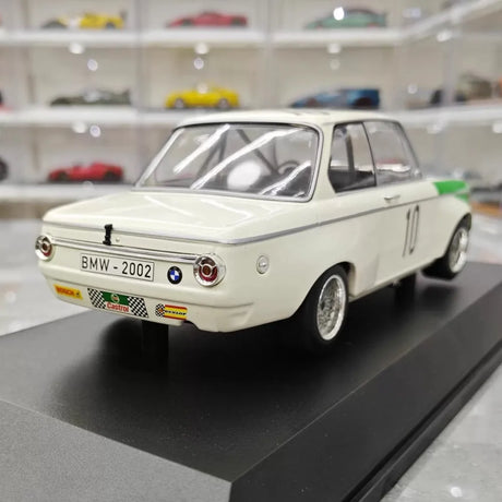 [Minichamps] 1:18 BMW 1968 2002 TiK No.10 Model Car Resin