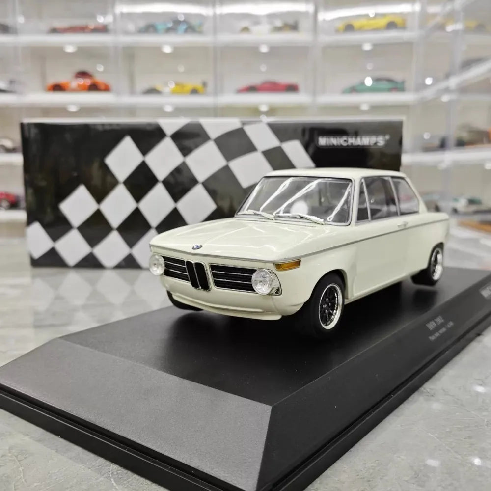 [Minichamps] 1:18 BMW 1968 2002 TiK White Model Car Resin
