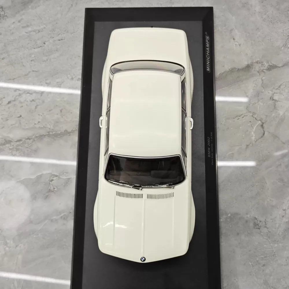 [Minichamps] 1:18 BMW 1968 2002 TiK White Model Car Resin