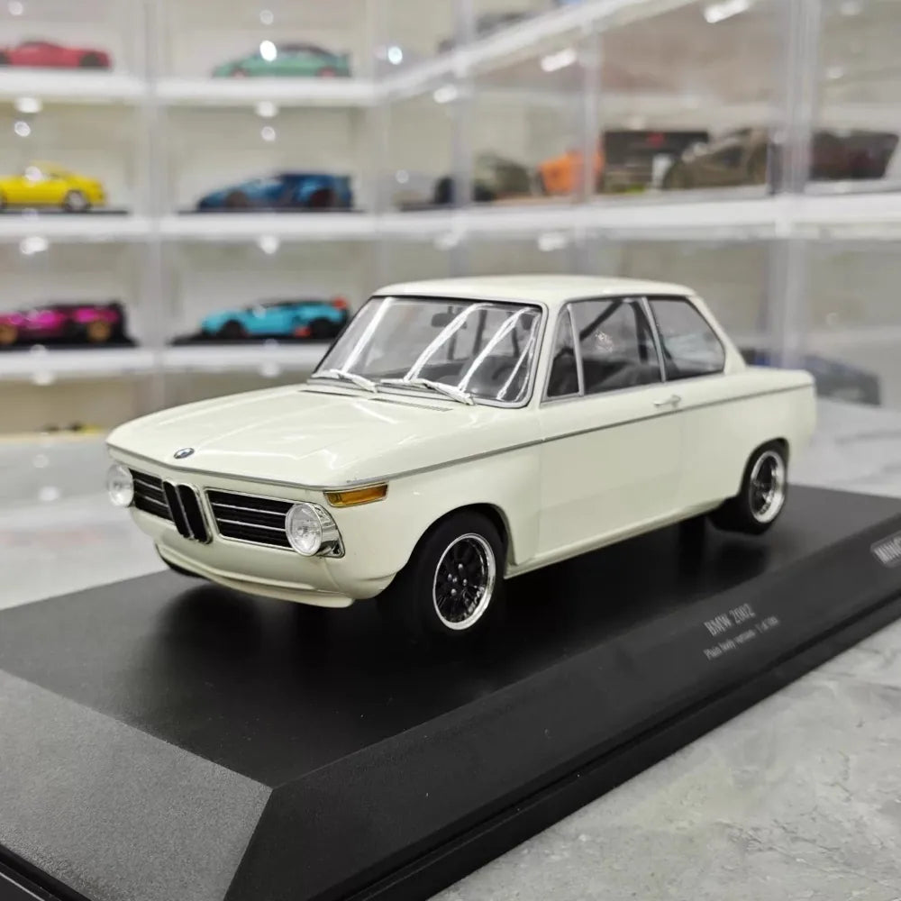 [Minichamps] 1:18 BMW 1968 2002 TiK White Model Car Resin
