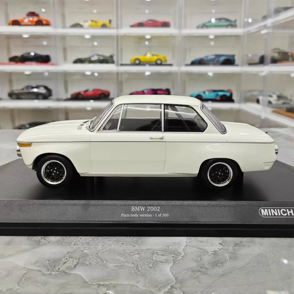 [Minichamps] 1:18 BMW 1968 2002 TiK White Model Car Resin