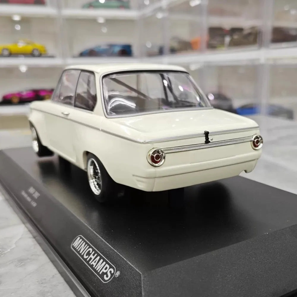 [Minichamps] 1:18 BMW 1968 2002 TiK White Model Car Resin