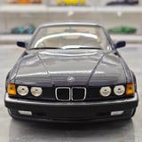 [Minichamps] 1:18 BMW 1986 E32 730i Blue Model Car Die-Cast