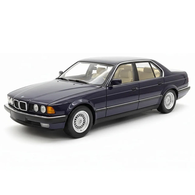 [Minichamps] 1:18 BMW 1986 E32 730i Blue Model Car Die-Cast