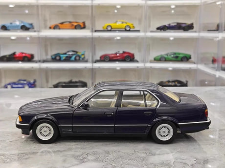 [Minichamps] 1:18 BMW 1986 E32 730i Blue Model Car Die-Cast