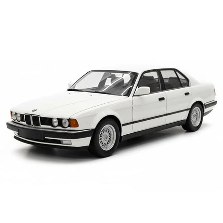 [Minichamps] 1:18 BMW 1986 E32 730i White Model Car Die-Cast