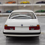 [Minichamps] 1:18 BMW 1986 E32 730i White Model Car Die-Cast