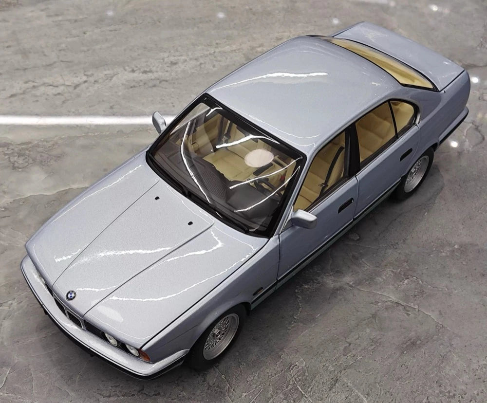[Minichamps] 1:18 BMW 1988 535i E34 blu modellino di auto Die-Cast
