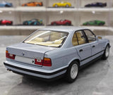 [Minichamps] 1:18 BMW 1988 535i E34 Blue Model Car Die-Cast