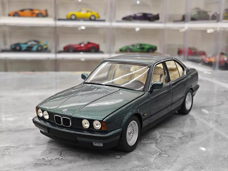 [Minichamps] 1:18 BMW 1988 535i E34 Green Model Car Die-Cast