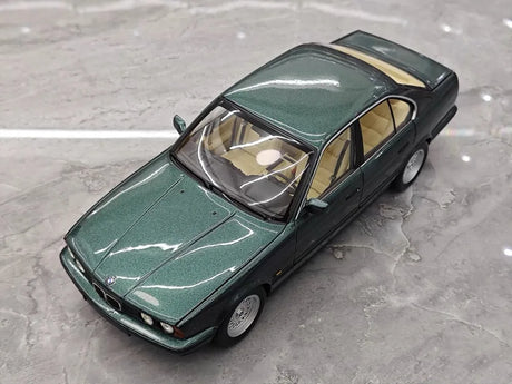 [Minichamps] 1:18 BMW 1988 535i E34 Green Model Car Die-Cast