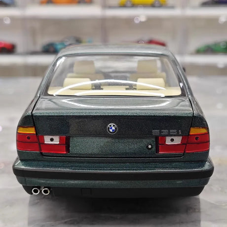 [Minichamps] 1:18 BMW 1988 535i E34 Green Model Car Die-Cast