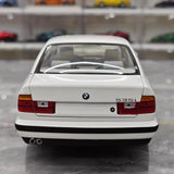 [Minichamps] 1:18 BMW 1988 535i E34 ホワイト モデルカー Die-Cast