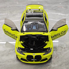 [Minichamps] 1:18 BMW 2021 M4 Competition Safety modellino di auto Die-Cast