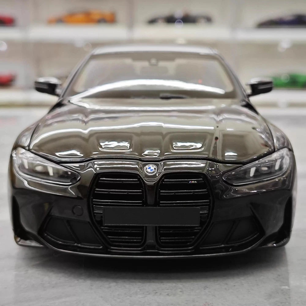 [Minichamps] 1:18 BMW 2021 M4 G82 nero modellino di auto Die-Cast