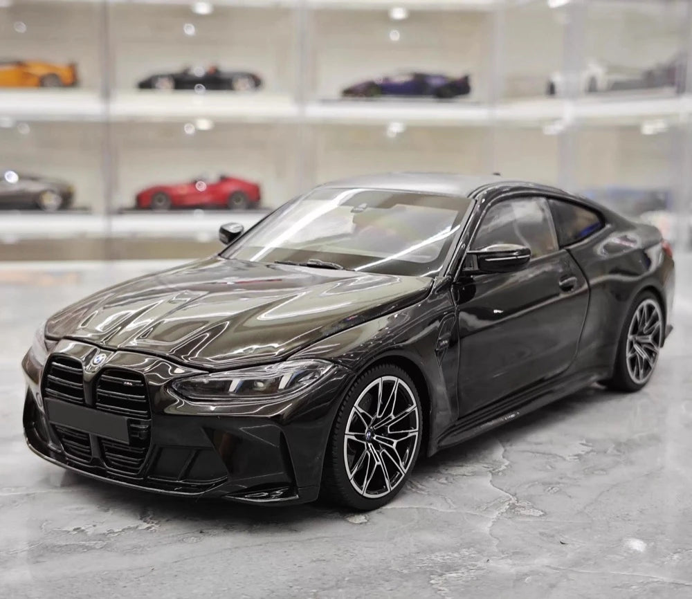 [Minichamps] 1:18 BMW 2021 M4 G82 Black Model Car Die-Cast