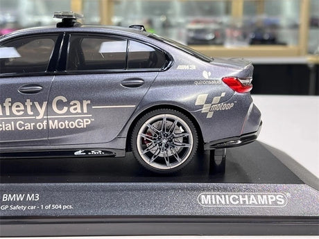 [Minichamps] 1:18 BMW 2021 M4 G82 grijs Safety modelauto Die-Cast