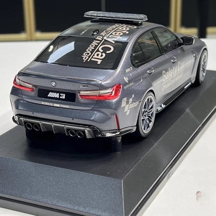 [Minichamps] 1:18 BMW 2021 M4 G82 gris Safety voiture miniature Die-Cast