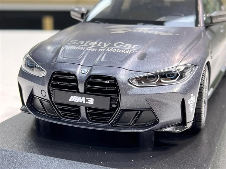 [Minichamps] 1:18 BMW 2021 M4 G82 gris Safety voiture miniature Die-Cast