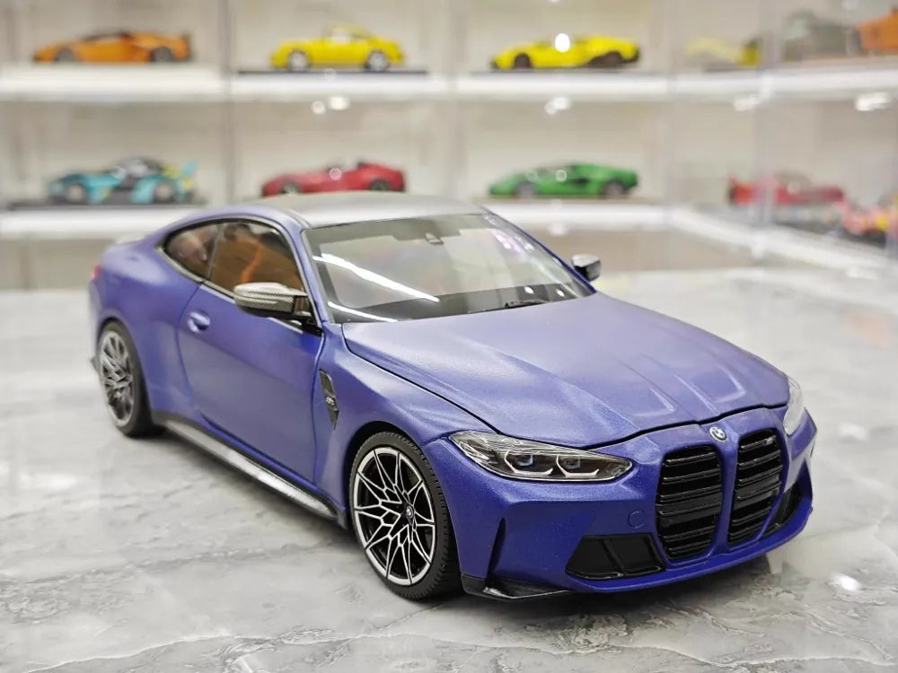 [Minichamps] 1:18 BMW 2021 M4 G82 Blue Model Car Die-Cast