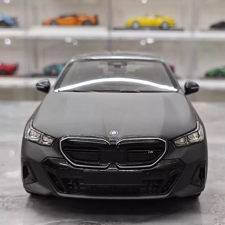 [Minichamps] 1:18 BMW 2023 i5 M60 Black Model Car Die-Cast