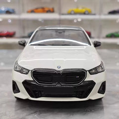 [Minichamps] 1:18 BMW 2023 i5 M60 White Model Car Die-Cast