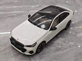 [Minichamps] 1:18 BMW 2023 i5 M60 ホワイト モデルカー Die-Cast