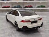 [Minichamps] 1:18 BMW 2023 i5 M60 ホワイト モデルカー Die-Cast