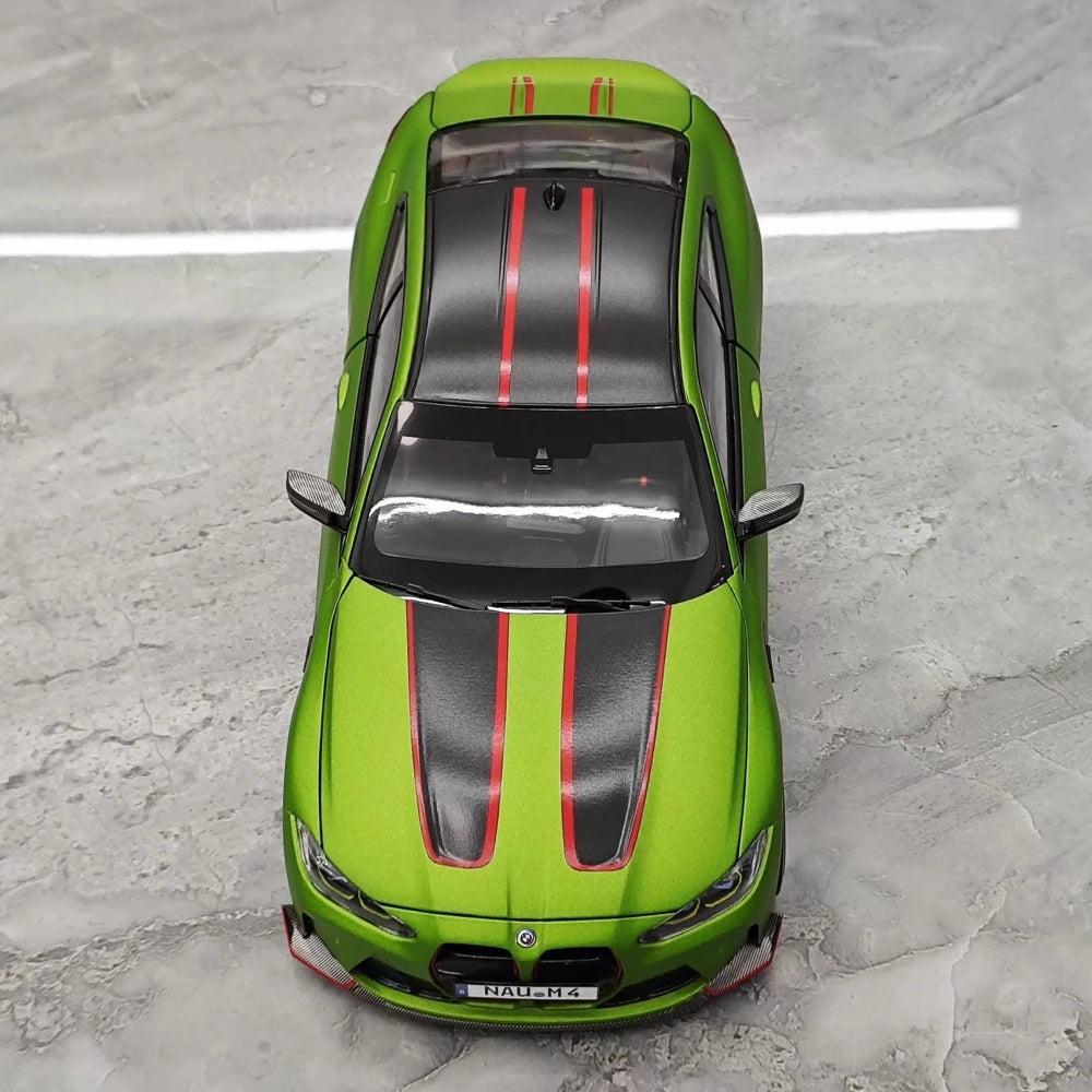 [Minichamps] 1:18 BMW 2023 M4 CSL Green Model Car Resin