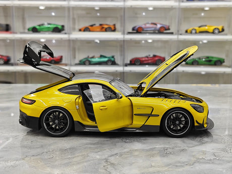 Mercedes-AMG 2021 GT Black Series Solarbeam Yellow Metallic 1:18 diecast model car by Minichamps - view 16