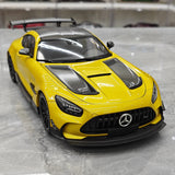 Mercedes-AMG 2021 GT Black Series Solarbeam Yellow Metallic 1:18 diecast model car by Minichamps - view 17