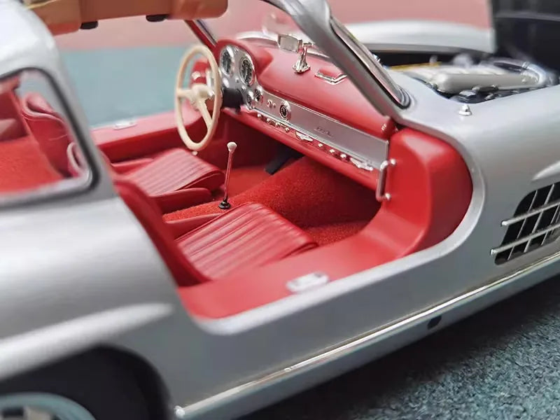 [Minichamps] 1:18 Mercedes-Benz 1954 300 SL W198 argento modellino di auto Die-Cast