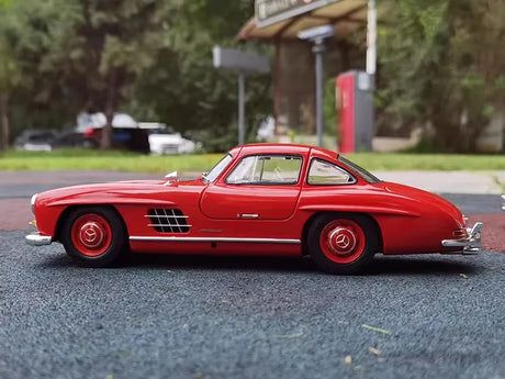 [Minichamps] 1:18 Mercedes-Benz 1954 300 SL W198 Red Model Car Die-Cast
