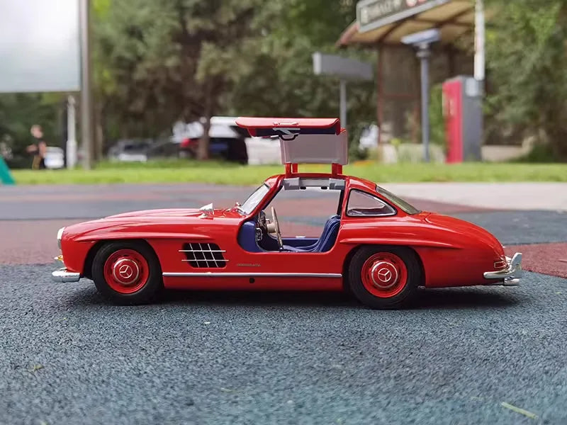 [Minichamps] 1:18 Mercedes-Benz 1954 300 SL W198 Red Model Car Die-Cast
