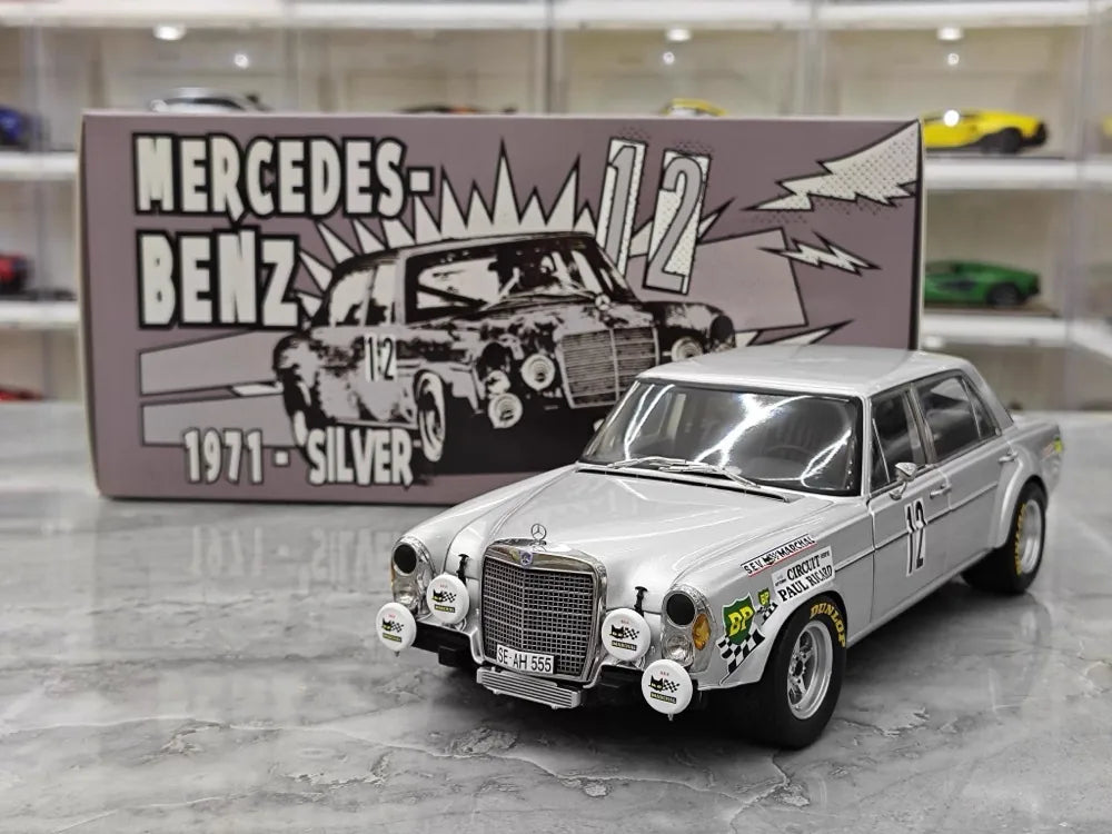 [Minichamps] 1:18 Mercedes-Benz 1971 300 SEL 6.8 AMG No.12 Model Car Die-Cast