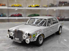 [Minichamps] 1:18 Mercedes-Benz 1971 300 SEL 6.8 AMG No.12 Model Car Die-Cast