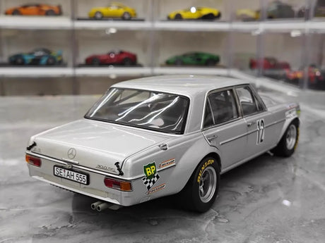 [Minichamps] 1:18 Mercedes-Benz 1971 300 SEL 6.8 AMG No.12 modelauto Die-Cast