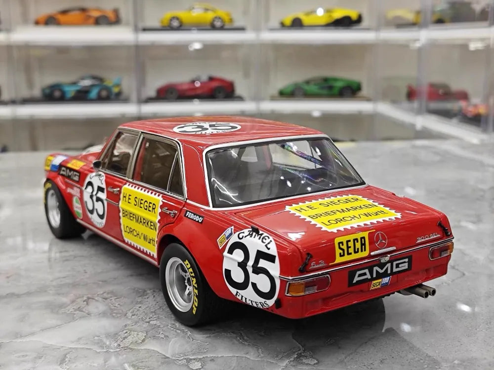 [Minichamps] 1:18 Mercedes-Benz 1971 300 SEL 6.8 AMG No.35 Model Car Die-Cast