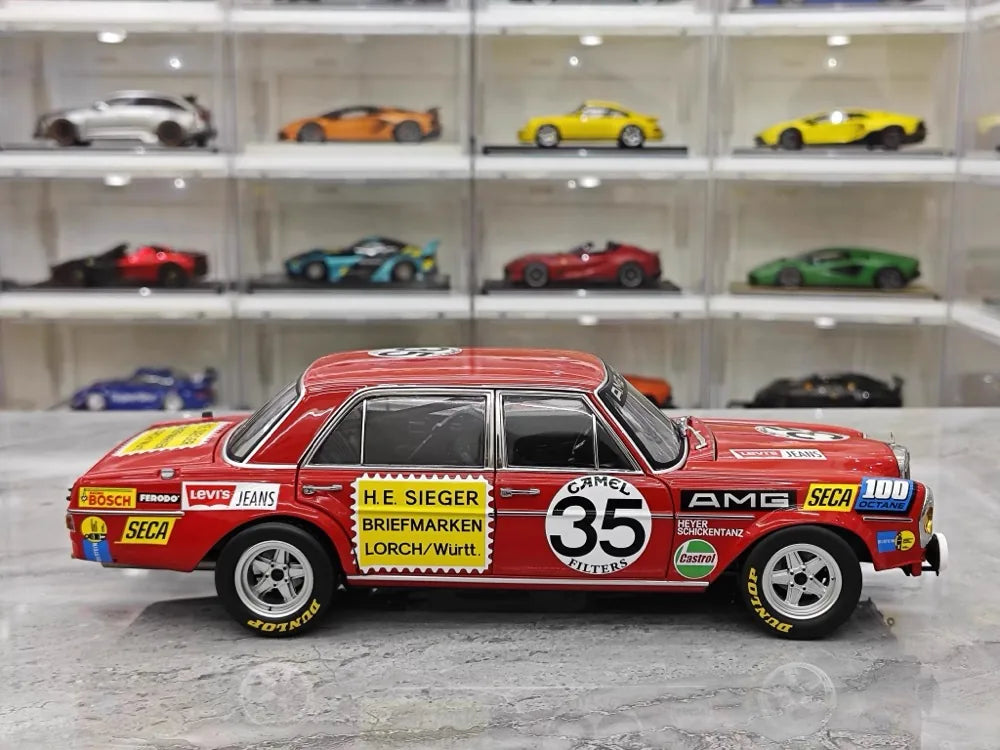 [Minichamps] 1:18 Mercedes-Benz 1971 300 SEL 6.8 AMG No.35 Model Car Die-Cast