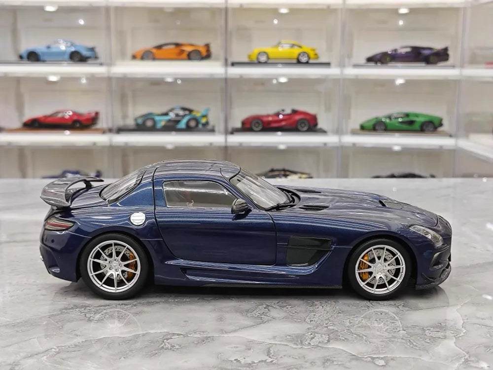 [Minichamps] 1:18 Mercedes-Benz 2013 SLS AMG Black Series GT Blue Model Car Die-Cast