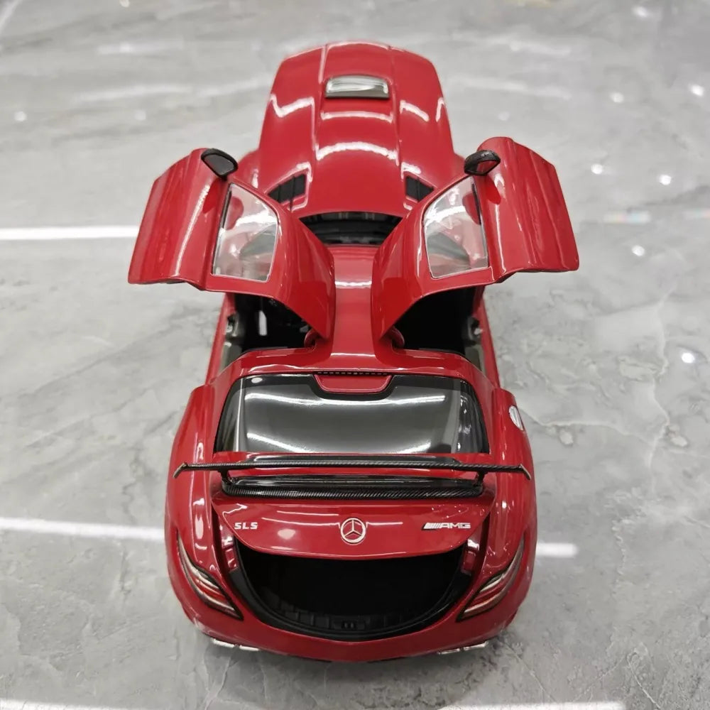 [Minichamps] 1:18 Mercedes-Benz 2013 SLS AMG ブラック Series GT レッド モデルカー Die-Cast