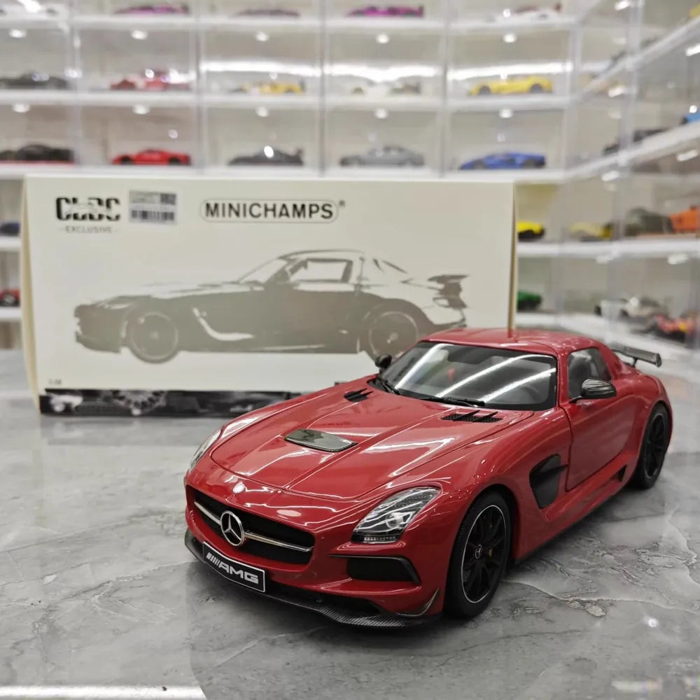 [Minichamps] 1:18 Mercedes-Benz 2013 SLS AMG Black Series GT Red Model Car Die-Cast