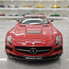 [Minichamps] 1:18 Mercedes-Benz 2013 SLS AMG Black Series GT Red Model Car Die-Cast