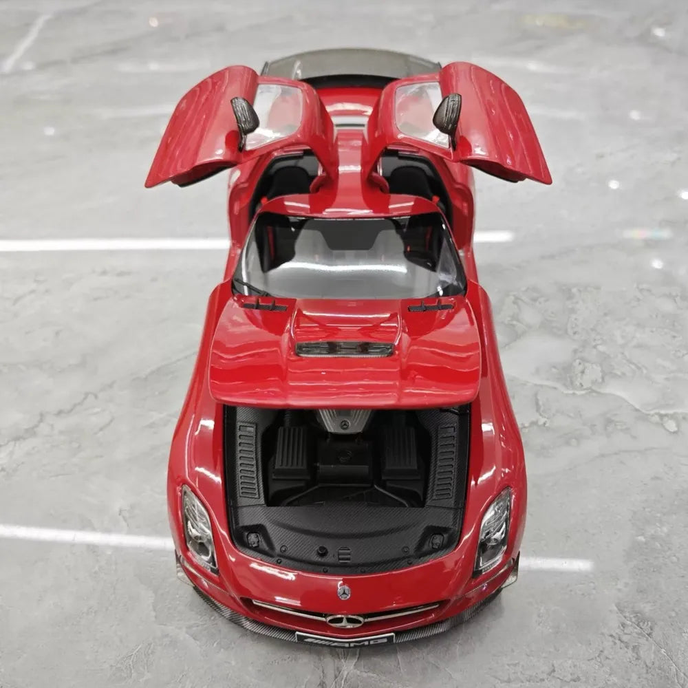 [Minichamps] 1:18 Mercedes-Benz 2013 SLS AMG Black Series GT Red Model Car Die-Cast
