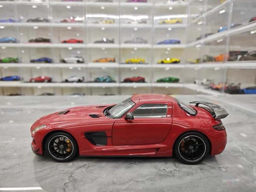 [Minichamps] 1:18 Mercedes-Benz 2013 SLS AMG Black Series GT Red Model Car Die-Cast