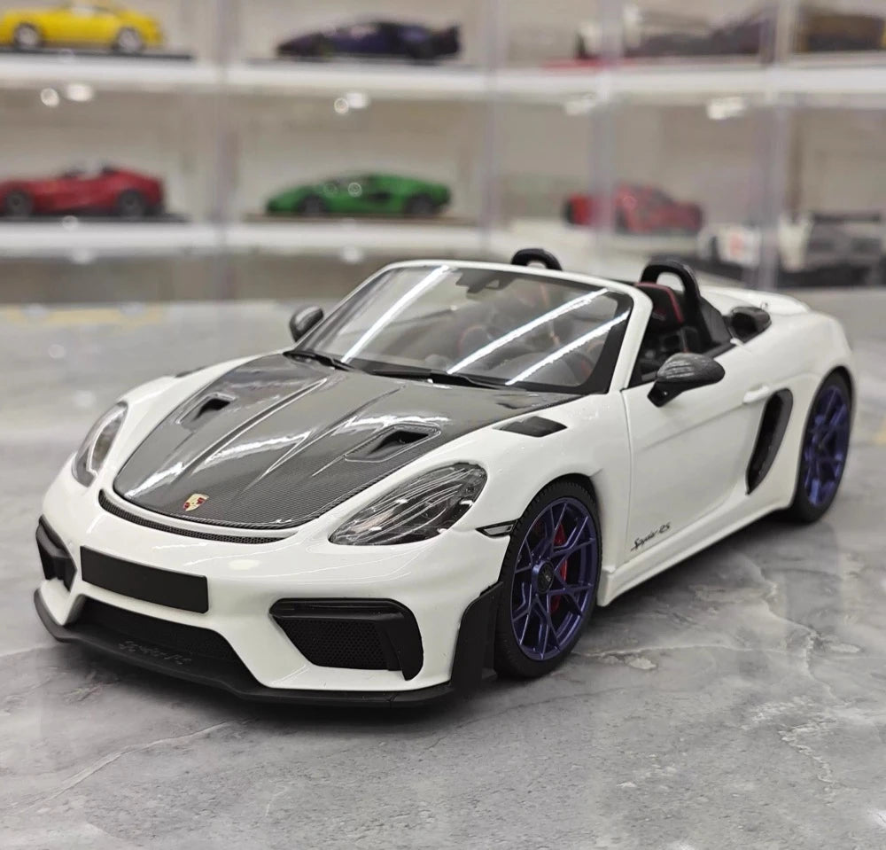 [Minichamps] 1:18 Porsche 2023 718 GT4 RS Roadster valkoinen pienoismalli Die-Cast