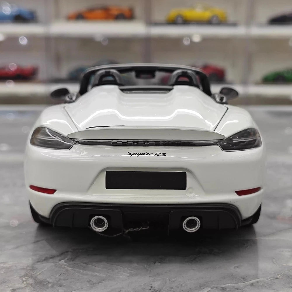 [Minichamps] 1:18 Porsche 2023 718 GT4 RS Roadster valkoinen pienoismalli Die-Cast