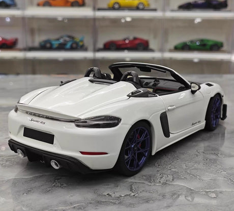 [Minichamps] 1:18 Porsche 2023 718 GT4 RS Roadster White Model Car Die-Cast